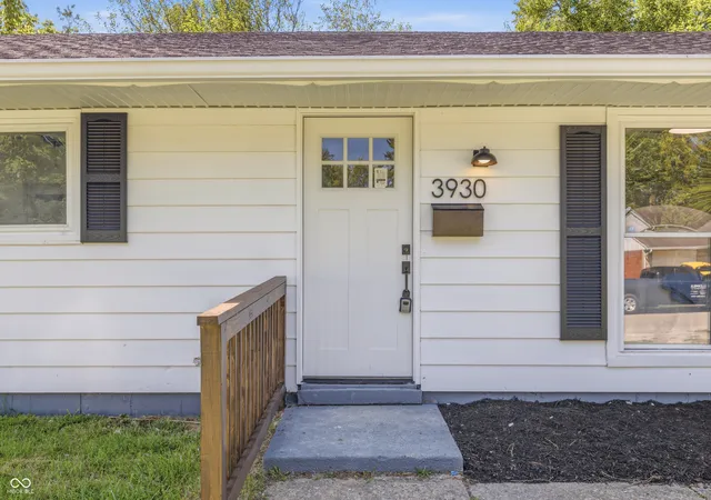 Photo 3 of Single family home for sale at 3930 Chateau Dr, Indianapolis, IN 46226 | MLS# 22121683 | Listing updated on 2026-10-02