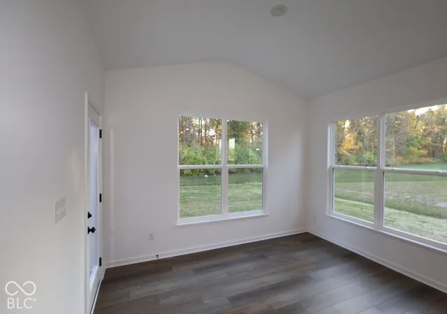 Photo 3 of Single family home for sale at 10429 Oak Bend Blvd, Indianapolis, IN 46239 | MLS# 22121688 | Listing updated on 2026-10-28