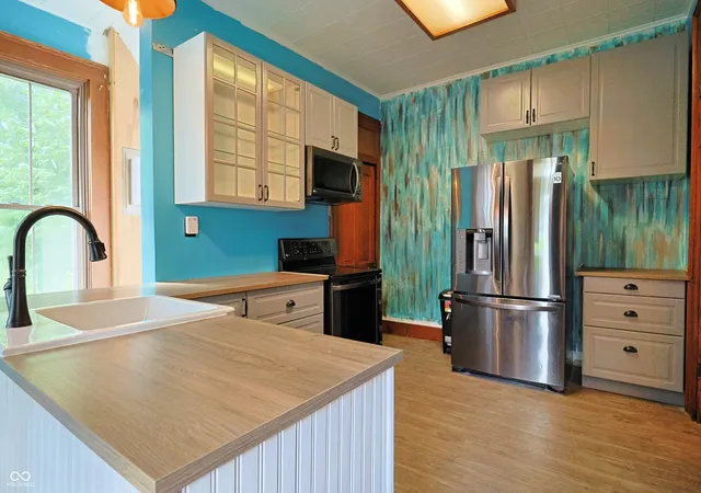 Photo 3 of Sale Pending at 342 High St, Hope, IN 47246 | MLS# 22121703 | Listing updated on 2026-09-28