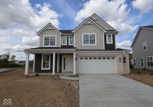 Photo 2 of Sale Pending at 4286 Hayden Valley Dr, Bargersville, IN 46106 | MLS# 22121710 | Listing updated on 2026-09-25