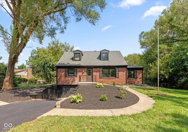 Photo 1 of Single family home for sale at 3526 E 50th St, Indianapolis, IN 46205 | MLS# 22121717 | Listing updated on 2026-09-12