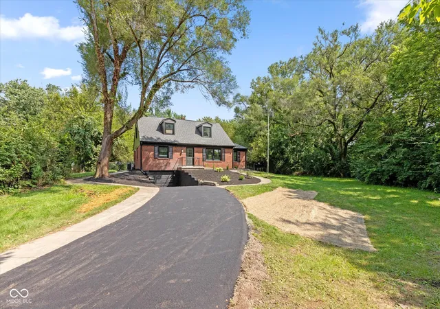 Photo 2 of Single family home for sale at 3526 E 50th St, Indianapolis, IN 46205 | MLS# 22121717 | Listing updated on 2026-09-12