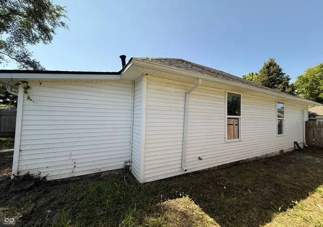 24th image of 1227 W 13th St, Muncie, IN 47302 | MLS# 22121720