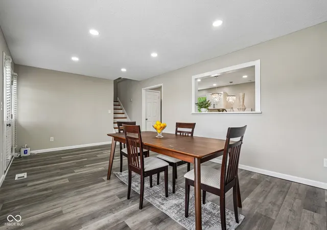 4th image of 8033 Wysong Dr, Indianapolis, IN 46219 | MLS# 22121735