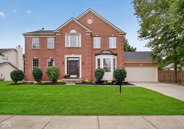 Photo 2 of Single family home for sale at 5403 Alvamar Pl, Carmel, IN 46033 | MLS# 22121739 | Listing updated on 2026-09-24