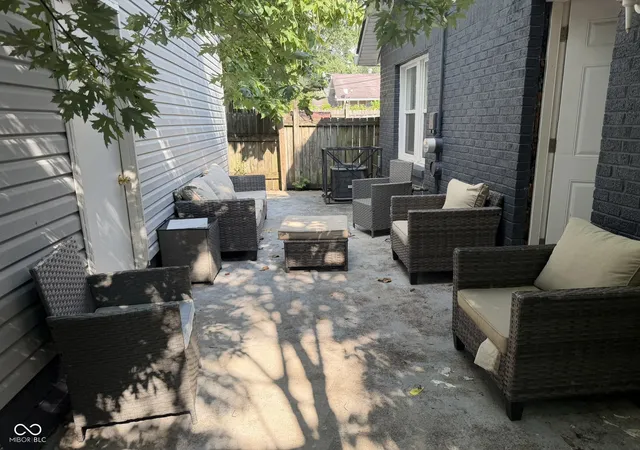 Photo 2 of Single family home for sale at 2432 Brookside Parkway North Dr, Indianapolis, IN 46201 | MLS# 22121742 | Listing updated on 2026-08-26