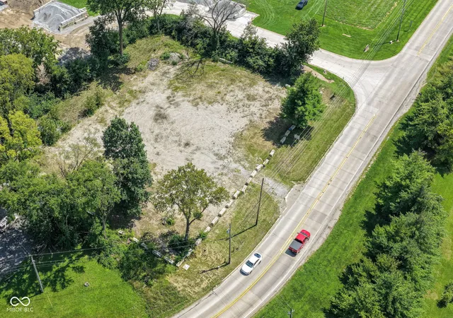 5th image of 17090 River Rd, Noblesville, IN 46062 | MLS# 22121744