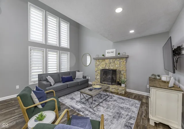 Photo 3 of Sale Pending at 8456 Christiana Ln, Indianapolis, IN 46256 | MLS# 22121768 | Listing updated on 2026-08-23