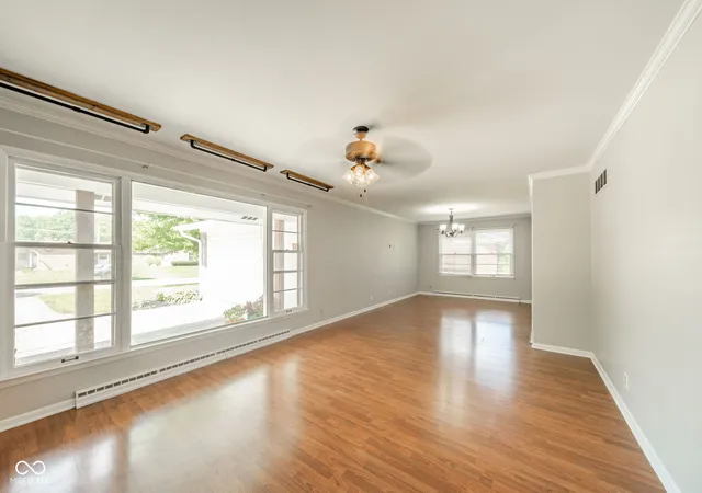 Photo 3 of Single family home for sale at 3227 Meadowcrest Dr, Anderson, IN 46011 | MLS# 22121805 | Listing updated on 2026-09-25
