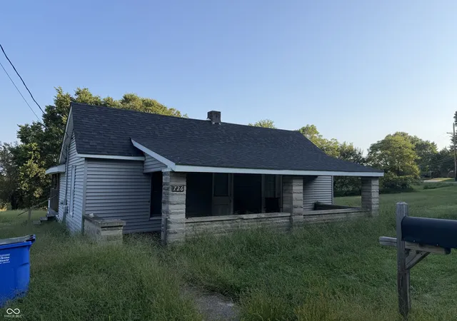 Photo 2 of Sale Pending at 726 Heltonville Rd E, Bedford, IN 47421 | MLS# 22121852 | Listing updated on 2026-10-02