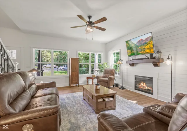 Photo 3 of Sale Pending at 2685 S Logan Rd, Crawfordsville, IN 47933 | MLS# 22121866 | Listing updated on 2026-09-17