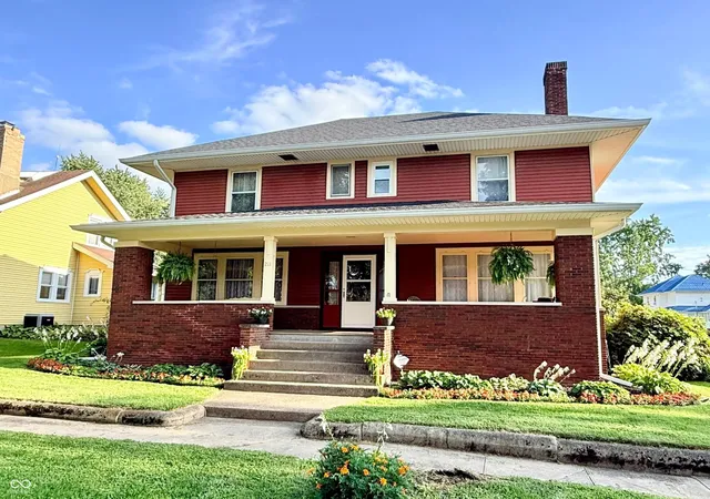 Photo 1 of Single family home for sale at 211 W Harrison St, Darlington, IN 47940 | MLS# 22121899 | Listing updated on 2026-10-27