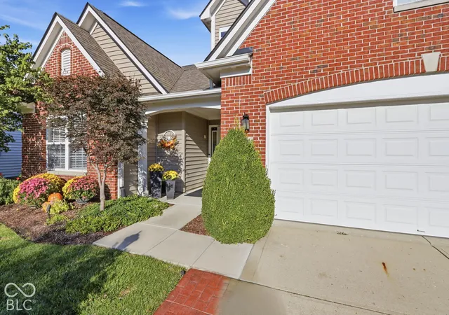 Photo 2 of Single family home for sale at 18931 Round Lake Rd, Noblesville, IN 46060 | MLS# 22121913 | Listing updated on 2026-10-08