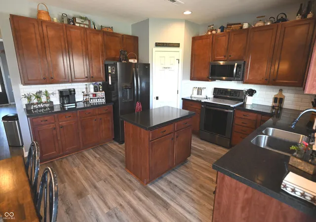 Photo 3 of Sale Pending at 5592 W Woodhammer, Mc Cordsville, IN 46055 | MLS# 22121914 | Listing updated on 2026-10-03
