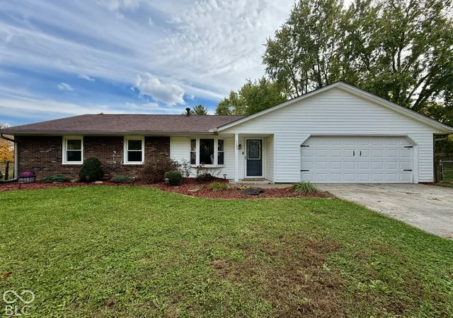 Photo 1 of Single family home for sale at 1105 Brookside Ln, Plainfield, IN 46168 | MLS# 22121922 | Listing updated on 2026-10-27