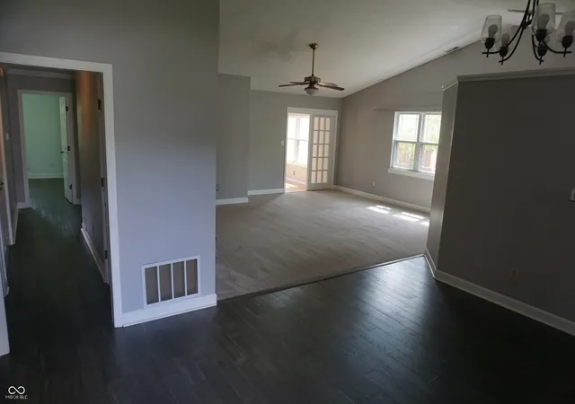 2nd image of 679 Redfox Ct S, Greenwood, IN 46142 | MLS# 22121962