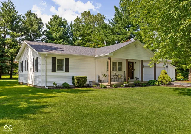Photo 3 of Single family home for sale at 1510 Riley Rd, Lebanon, IN 46052 | MLS# 22121977 | Listing updated on 2026-08-25