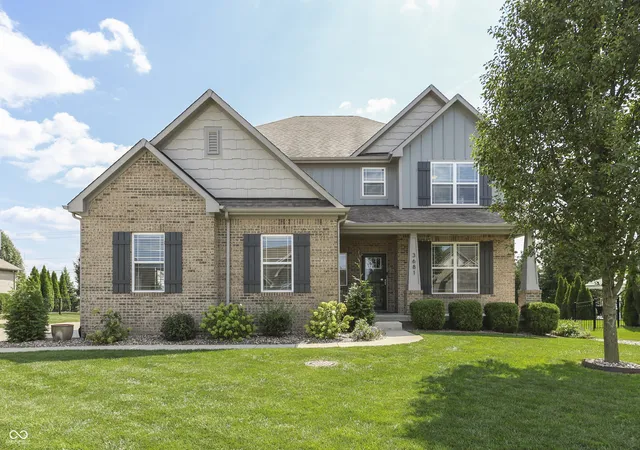 Photo 1 of Sale Pending at 3681 Woodvine Dr, Bargersville, IN 46106 | MLS# 22121981 | Listing updated on 2026-09-24