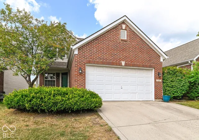 Photo 1 of Single family home for sale at 8102 Buford St, Indianapolis, IN 46216 | MLS# 22121987 | Listing updated on 2026-10-09