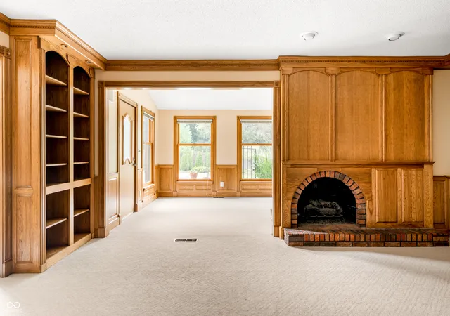 Photo 4 of Single family home for sale at 604 N Mesa Rd, Muncie, IN 47304 | MLS# 22121995 | Listing updated on 2026-10-07