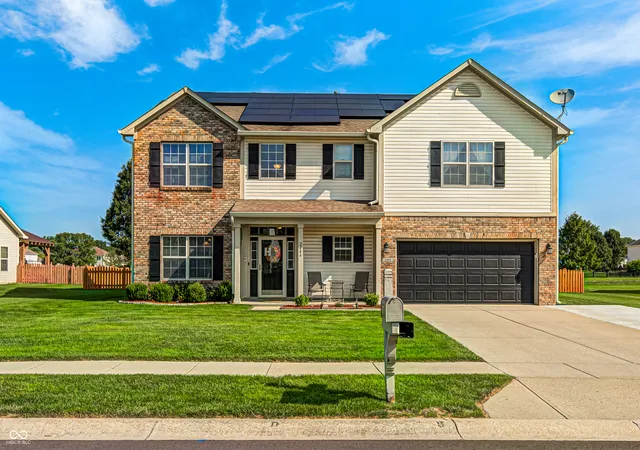Photo 1 of Single family home for sale at 2484 Burgundy Wy, Plainfield, IN 46168 | MLS# 22122001 | Listing updated on 2026-10-07