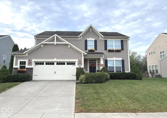 Photo 1 of Single family home for sale at 1217 Old Vines Trl, Greenwood, IN 46143 | MLS# 22122008 | Listing updated on 2026-09-30