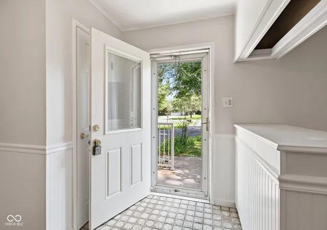 Photo 3 of Single family home for sale at 6246 N Rural, Indianapolis, IN 46220 | MLS# 22122012 | Listing updated on 2026-10-06