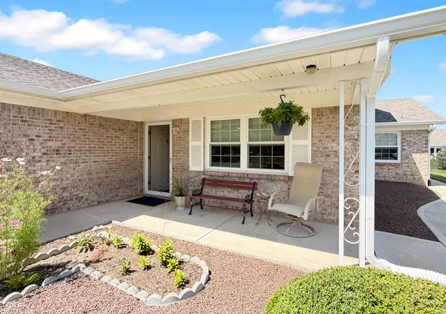 Photo 3 of Sale Pending at 7920 Farina Wy, Indianapolis, IN 46259 | MLS# 22122032 | Listing updated on 2026-09-06