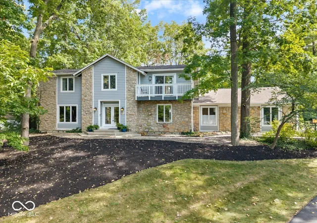 Photo 1 of Sale Pending at 11715 Rolling Springs Dr, Carmel, IN 46033 | MLS# 22122048 | Listing updated on 2026-10-05