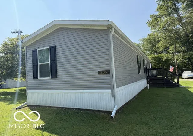 4th image of 305 E Columbia, Roachdale, IN 46172 | MLS# 22122056