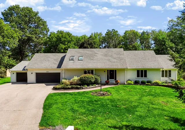 Photo 1 of Sale Pending at 5001 Somerset Ln, Zionsville, IN 46077 | MLS# 22122071 | Listing updated on 2026-10-23