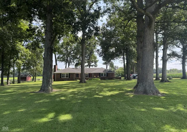Photo 2 of Single family home for sale at 2003 E Us Hwy 41, Attica, IN 47918 | MLS# 22122075 | Listing updated on 2026-09-23