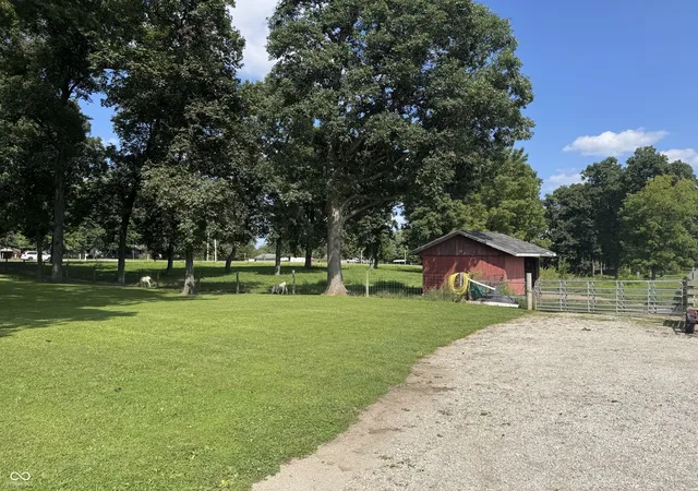 Photo 3 of Single family home for sale at 2003 E Us Hwy 41, Attica, IN 47918 | MLS# 22122075 | Listing updated on 2026-09-23