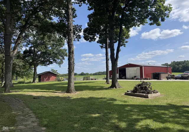 Photo 4 of Single family home for sale at 2003 E Us Hwy 41, Attica, IN 47918 | MLS# 22122075 | Listing updated on 2026-09-23