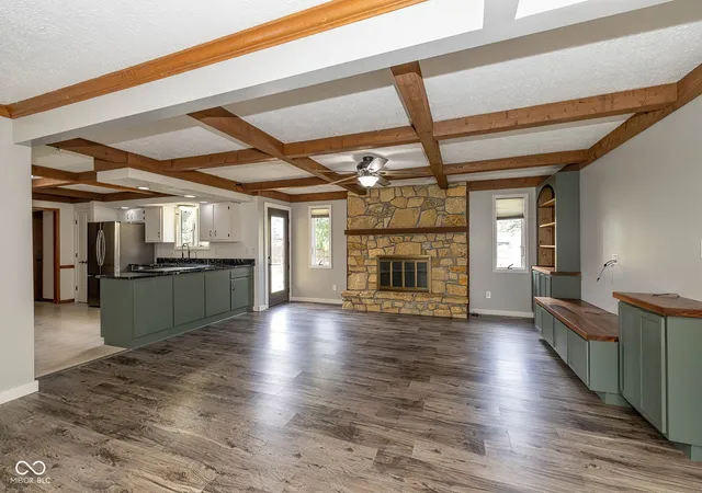 Photo 4 of Single family home for sale at 1608 Friendship Dr, Indianapolis, IN 46217 | MLS# 22122082 | Listing updated on 2026-09-05