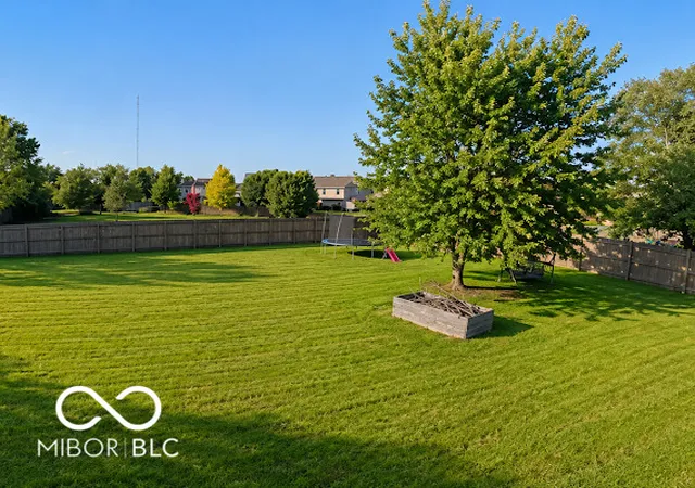Photo 3 of Single family home for sale at 7254 Hartington Pl, Indianapolis, IN 46259 | MLS# 22122101 | Listing updated on 2026-08-28
