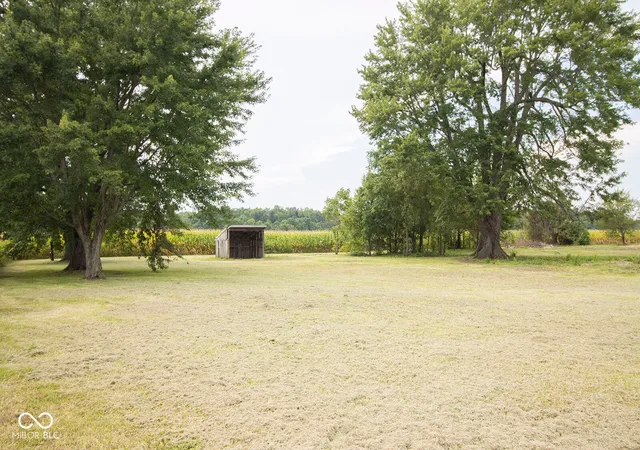 Photo 3 of Sale Pending at 9101 N Cnty Rd 650 E, Albany, IN 47320 | MLS# 22122109 | Listing updated on 2026-09-23