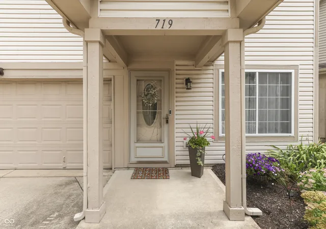 Photo 3 of Sale Pending at 719 Mountain Pine Dr, Greenwood, IN 46143 | MLS# 22122110 | Listing updated on 2026-09-21