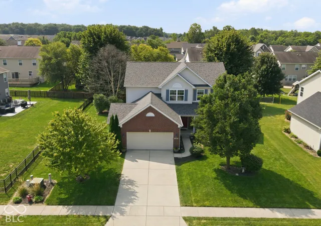 Photo 1 of Single family home for sale at 5565 Jutland Dr, Plainfield, IN 46168 | MLS# 22122119 | Listing updated on 2026-10-26