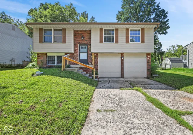 1st image of 10401 Mercury Dr, Indianapolis, IN 46229 | MLS# 22122127