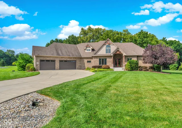 Photo 1 of Single family home for sale at 4202 Whitetail Woods Dr, Bargersville, IN 46106 | MLS# 22122132 | Listing updated on 2026-10-16