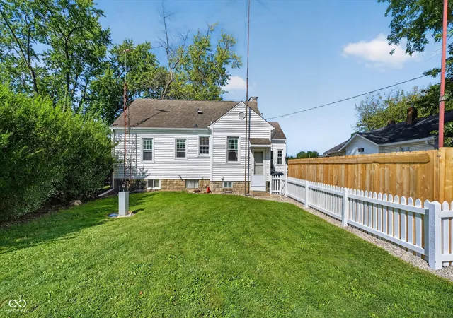 Photo 31 of Sale Pending at 3912 Main St, Anderson, IN 46013 | MLS# 22122148 | Listing updated on 2026-08-31