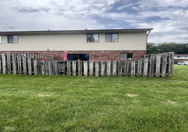 4th image of 989 Greenwood W, Greenwood, IN 46142 | MLS# 22122151