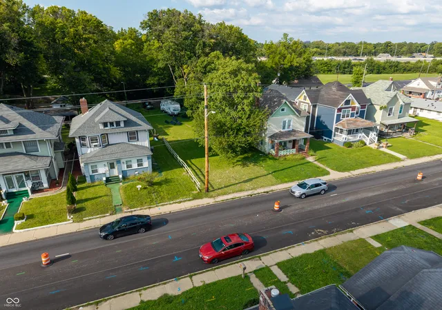 3rd image of 622 W 30Th St, Indianapolis, IN 46208 | MLS# 22122164