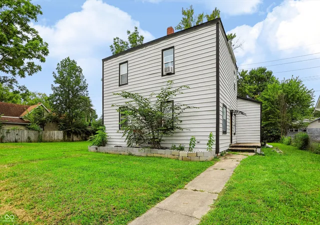 1st image of 3007 3009 E Lynn St, Anderson, IN 46016 | MLS# 22122174