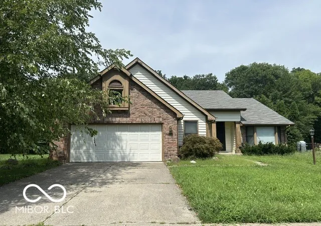Single family home for sale at 7420 Bramblewood Ln, Indianapolis, IN 46254 | MLS# 22122195