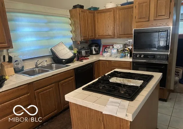 Photo 3 of Single family home for sale at 7420 Bramblewood Ln, Indianapolis, IN 46254 | MLS# 22122195 | Listing updated on 2026-10-09