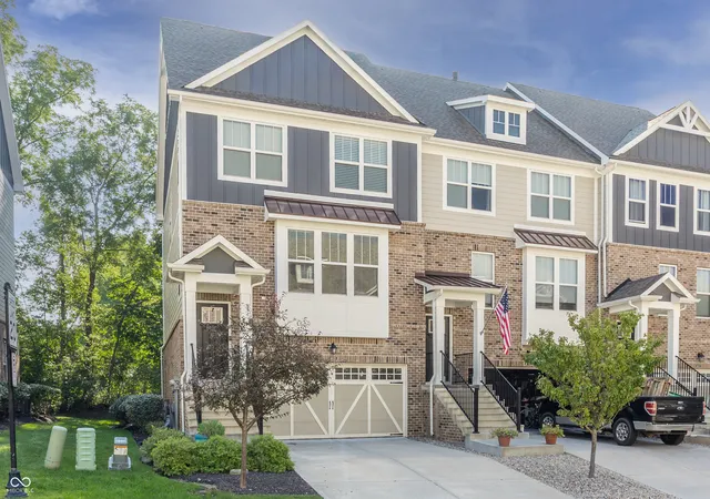 Townhouse for sale at 16035 Talmon Dr, Westfield, IN 46074 | MLS# 22122200