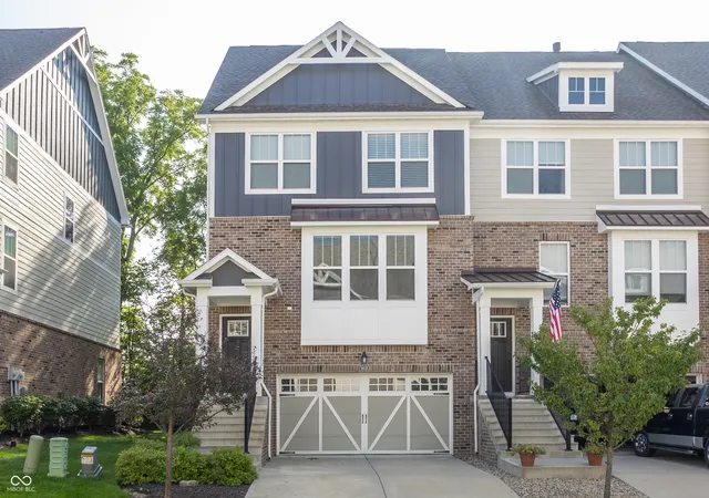 Photo 4 of Townhouse for sale at 16035 Talmon Dr, Westfield, IN 46074 | MLS# 22122200 | Listing updated on 2026-10-09