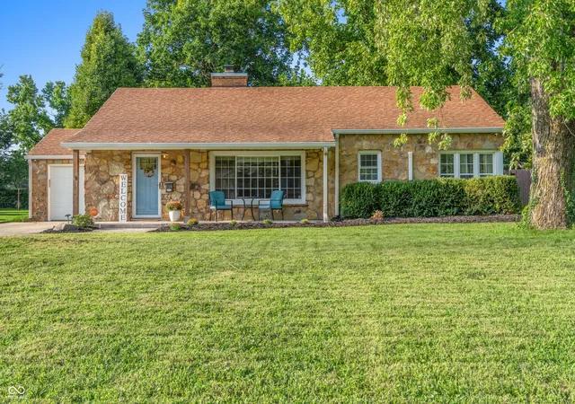 Photo 20 of Sale Pending at 1114 Southview Dr, Indianapolis, IN 46227 | MLS# 22122232 | Listing updated on 2026-09-06